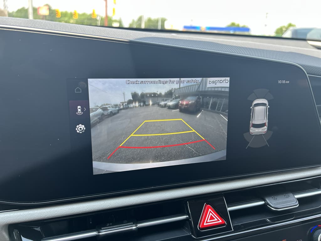 2023 Kia Niro EV view 11
