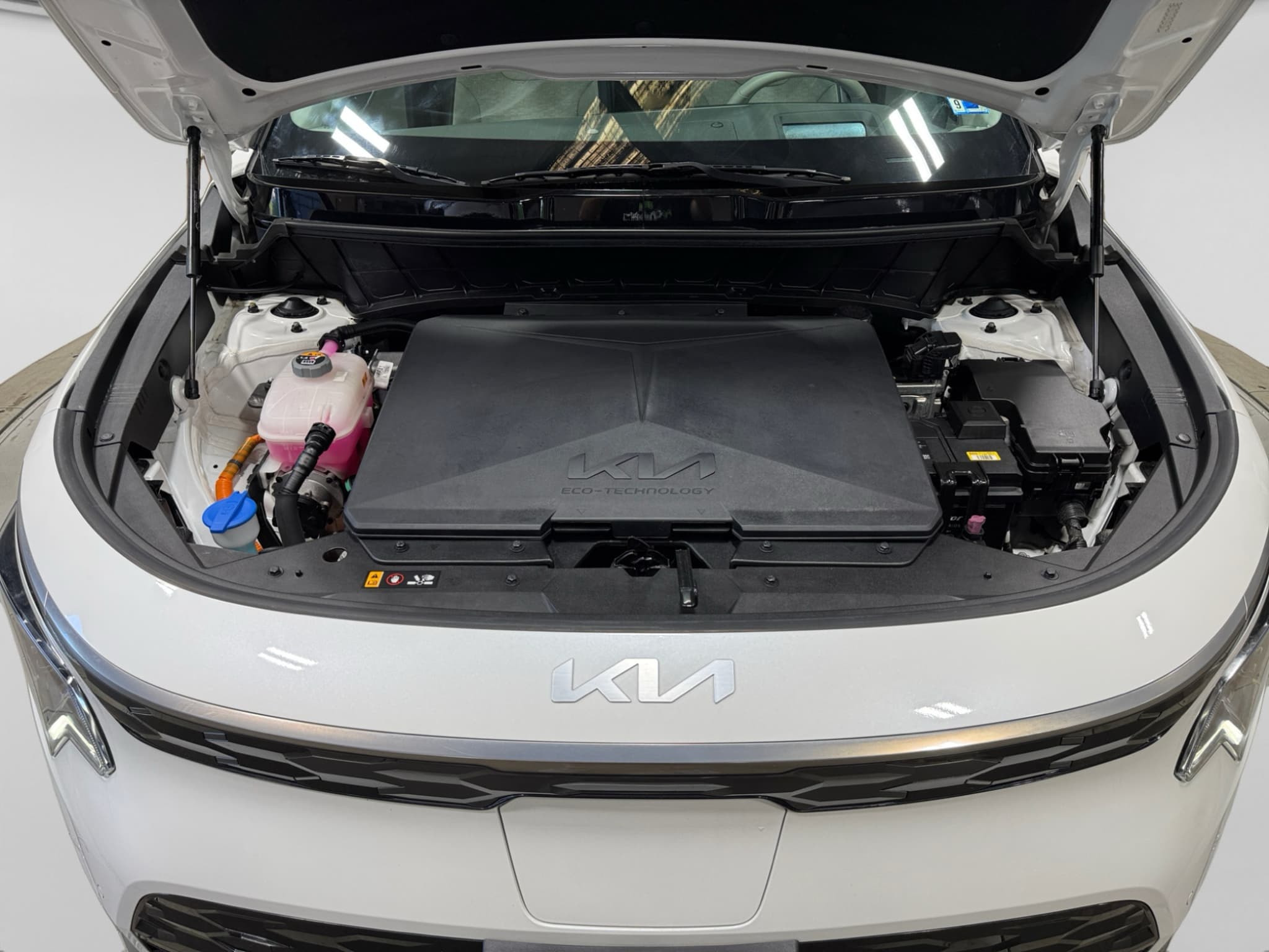 2023 Kia Niro EV view 26