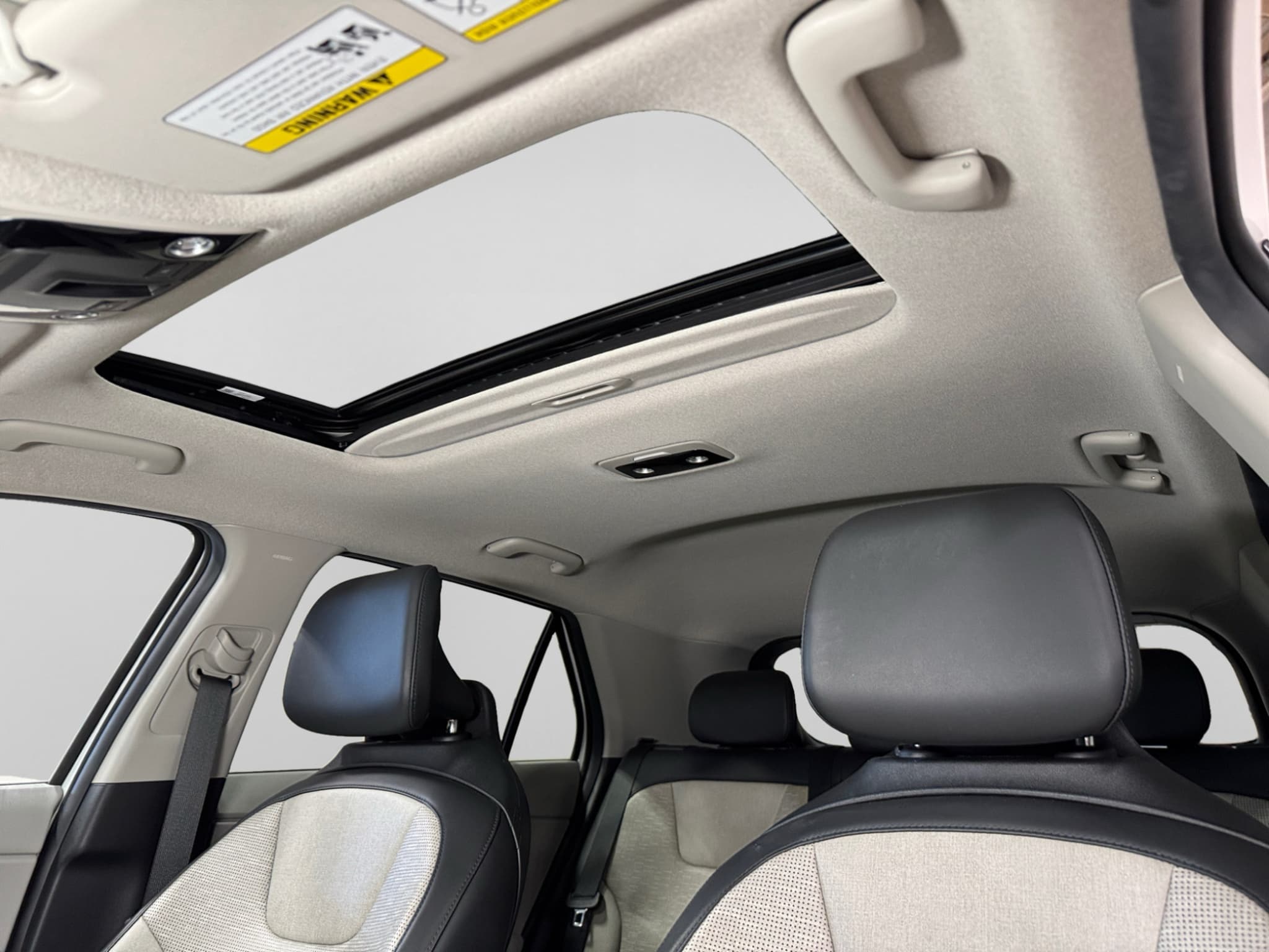 2023 Kia Niro EV view 25