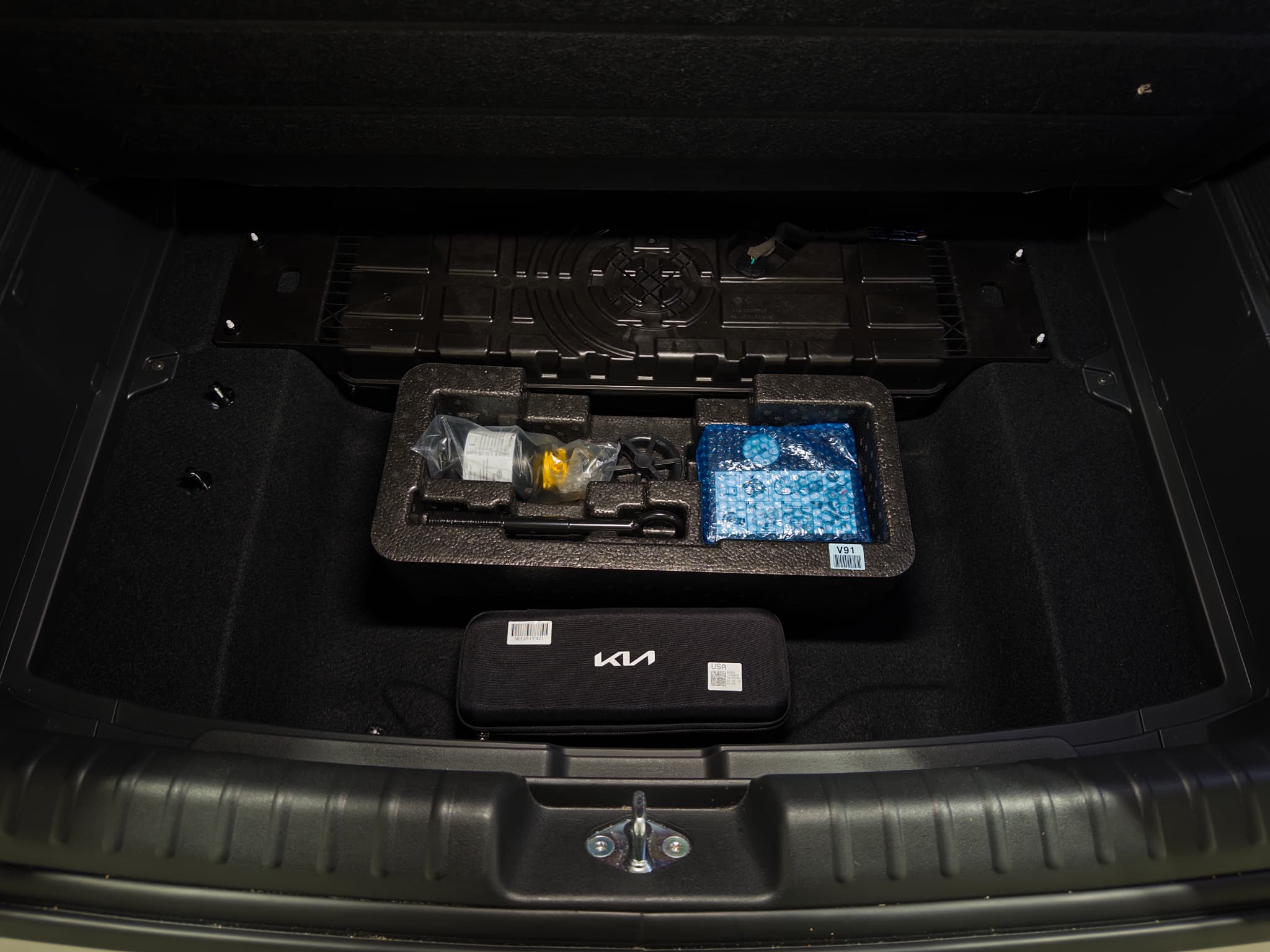 2023 Kia Niro EV view 29