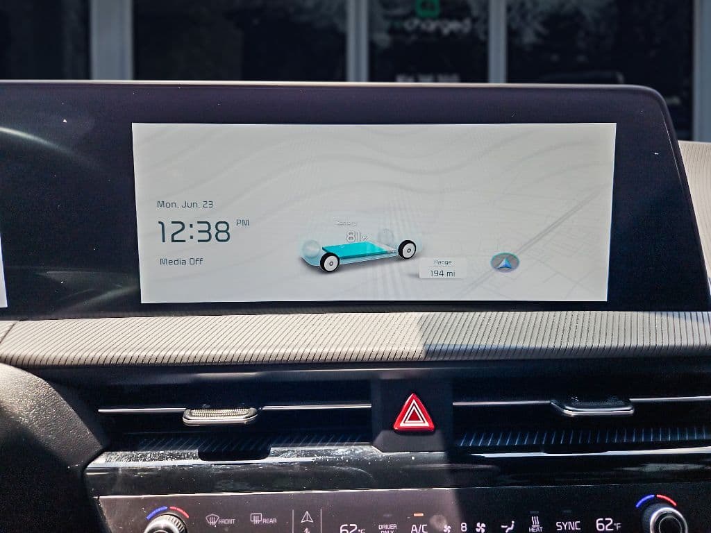 2022 Kia EV6 view 12