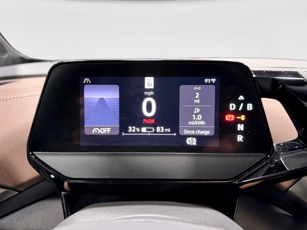 2023 Volkswagen ID.4 view 10