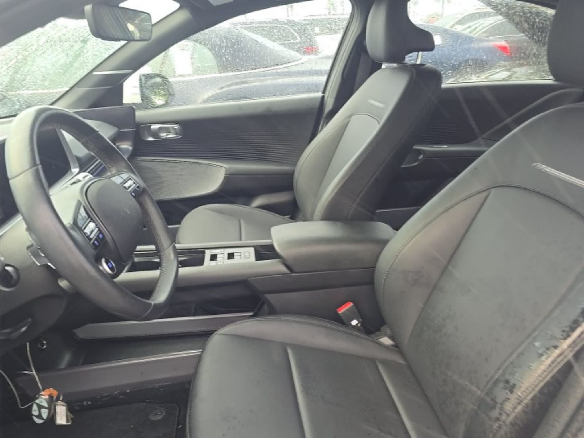 2023 Hyundai IONIQ 6 view 5