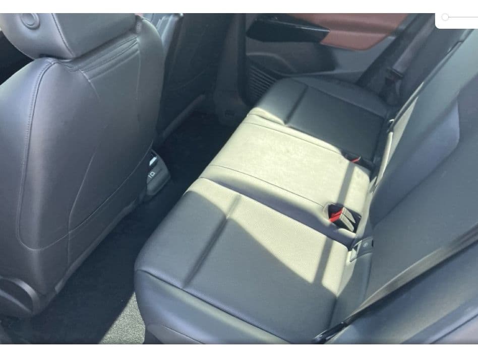 2021 Volkswagen ID.4 view 6