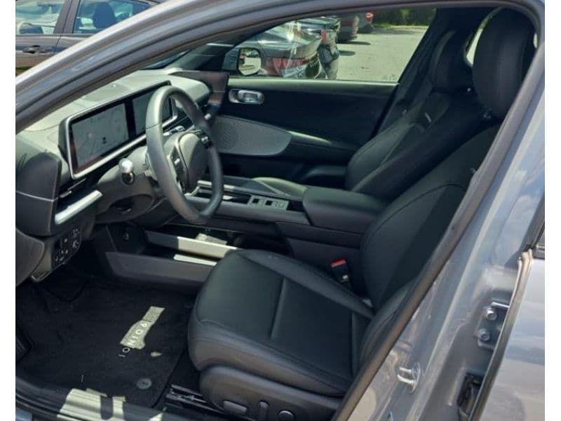 2023 Hyundai IONIQ 6 view 5