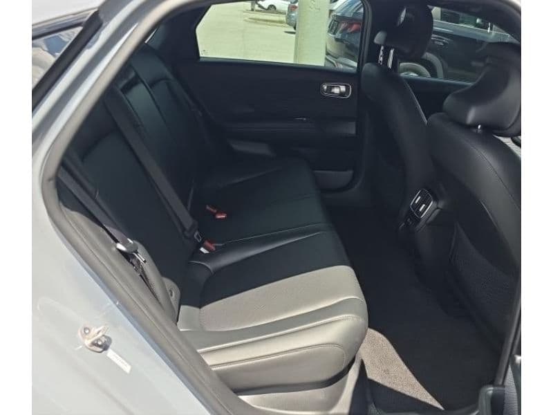 2023 Hyundai IONIQ 6 view 6