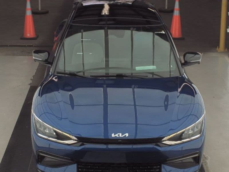 2022 Kia EV6 view 6