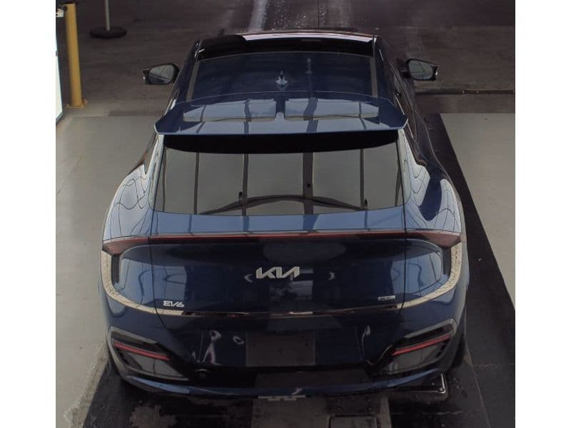 2022 Kia EV6 view 3