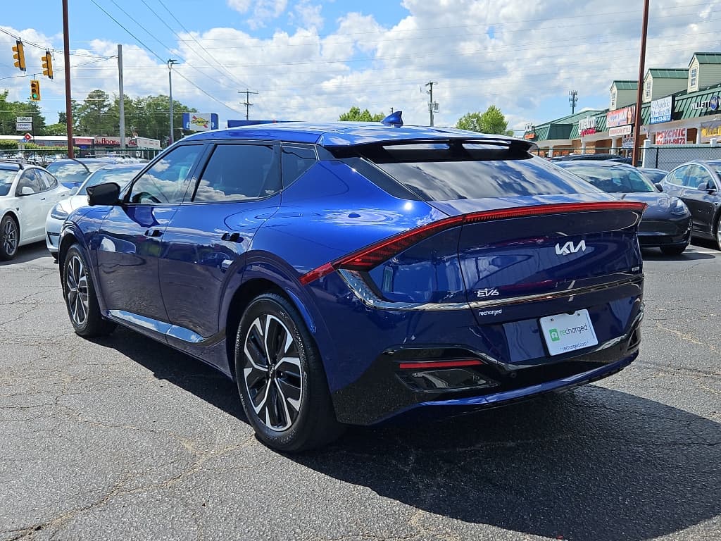 2022 Kia EV6 view 2