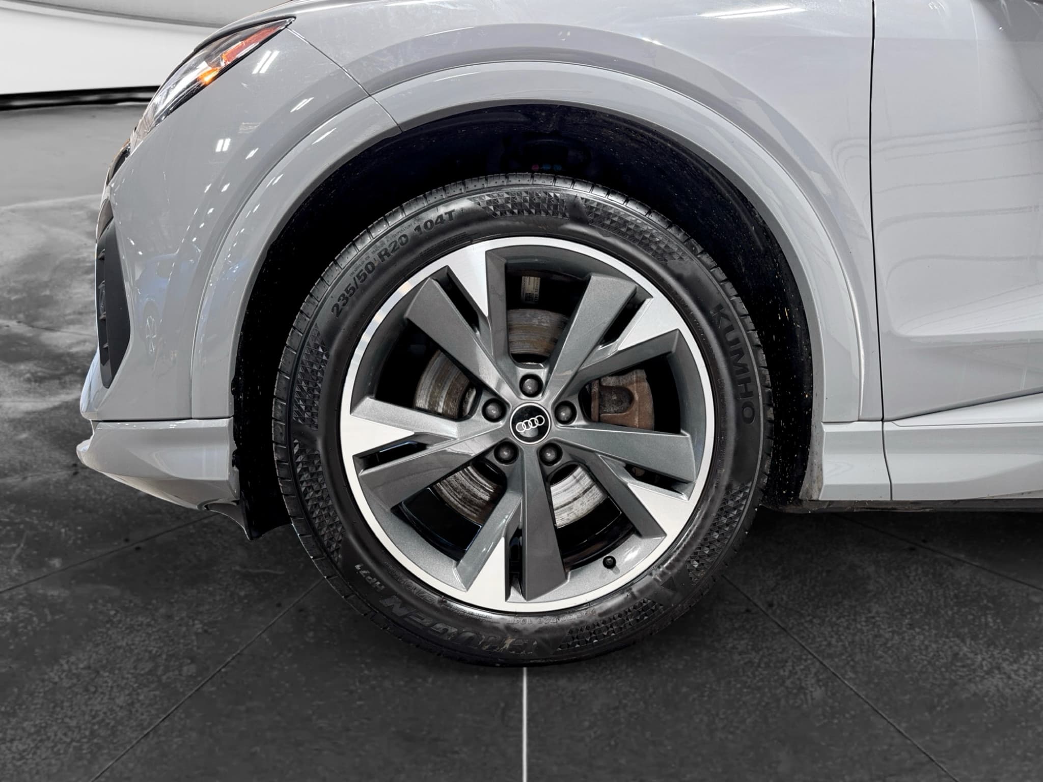 2022 Audi Q4 e-tron view 30