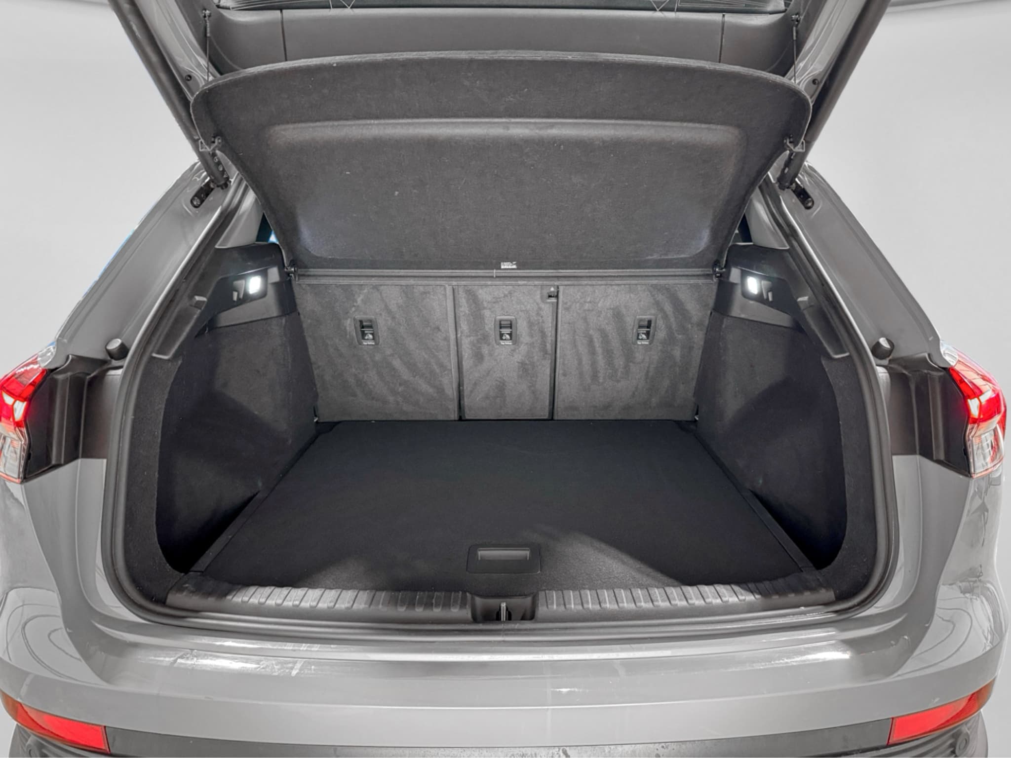 2022 Audi Q4 e-tron view 26