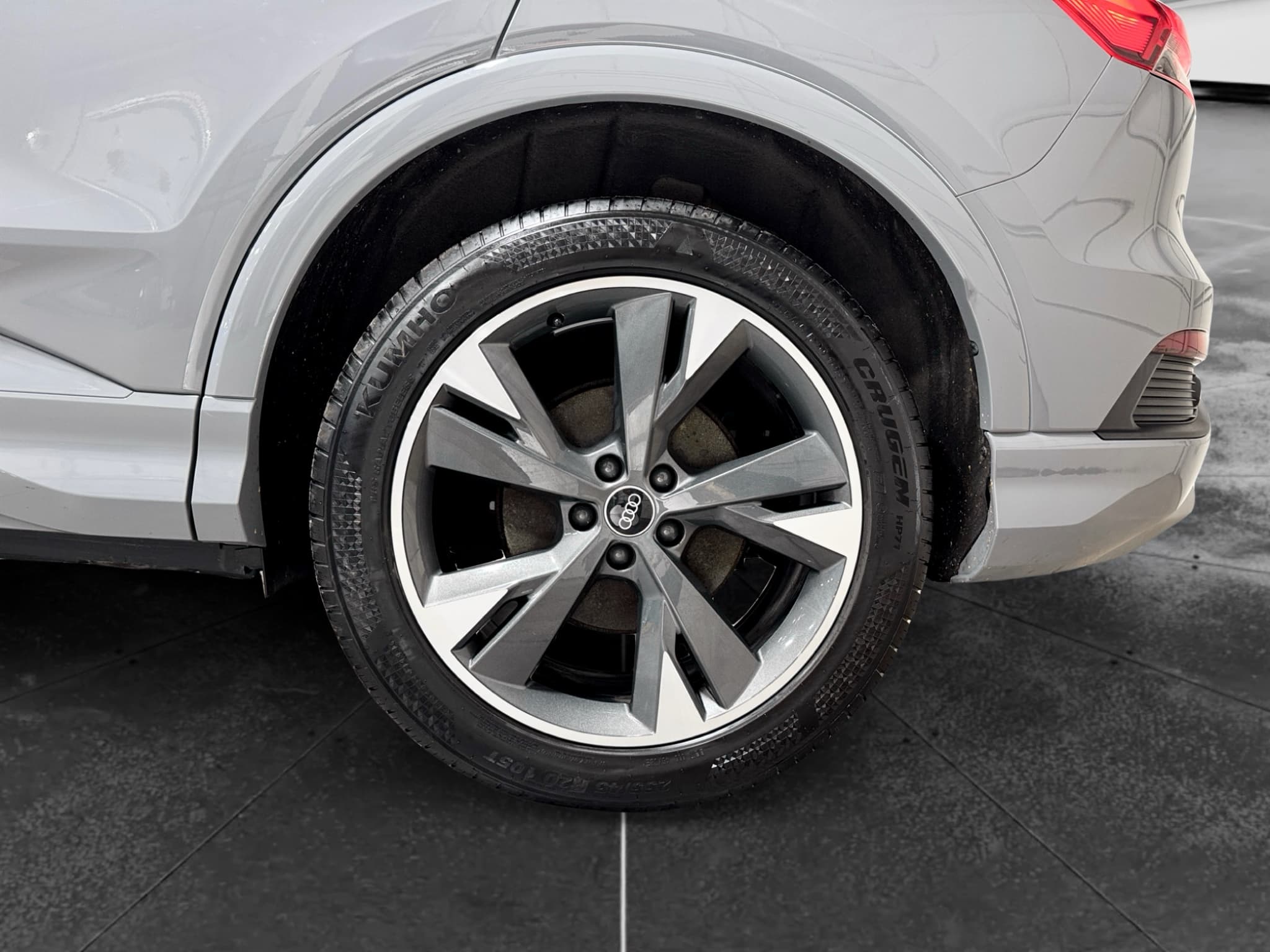 2022 Audi Q4 e-tron view 32