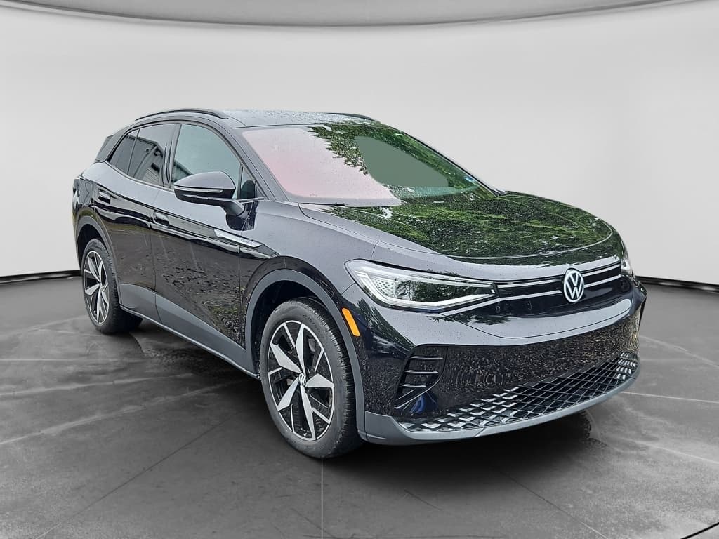 2023 Volkswagen ID.4 view 4