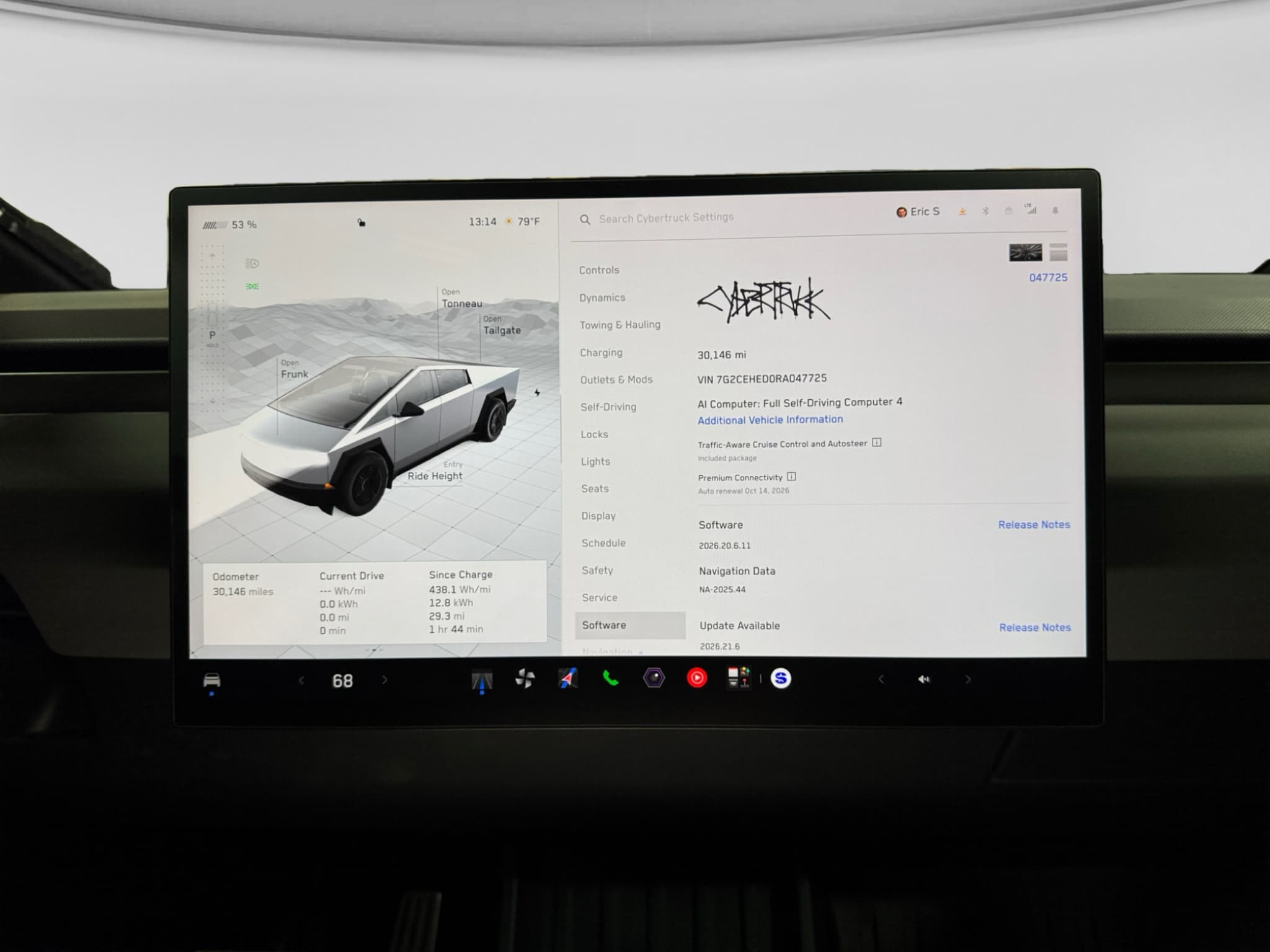 2024 Tesla Cybertruck view 11