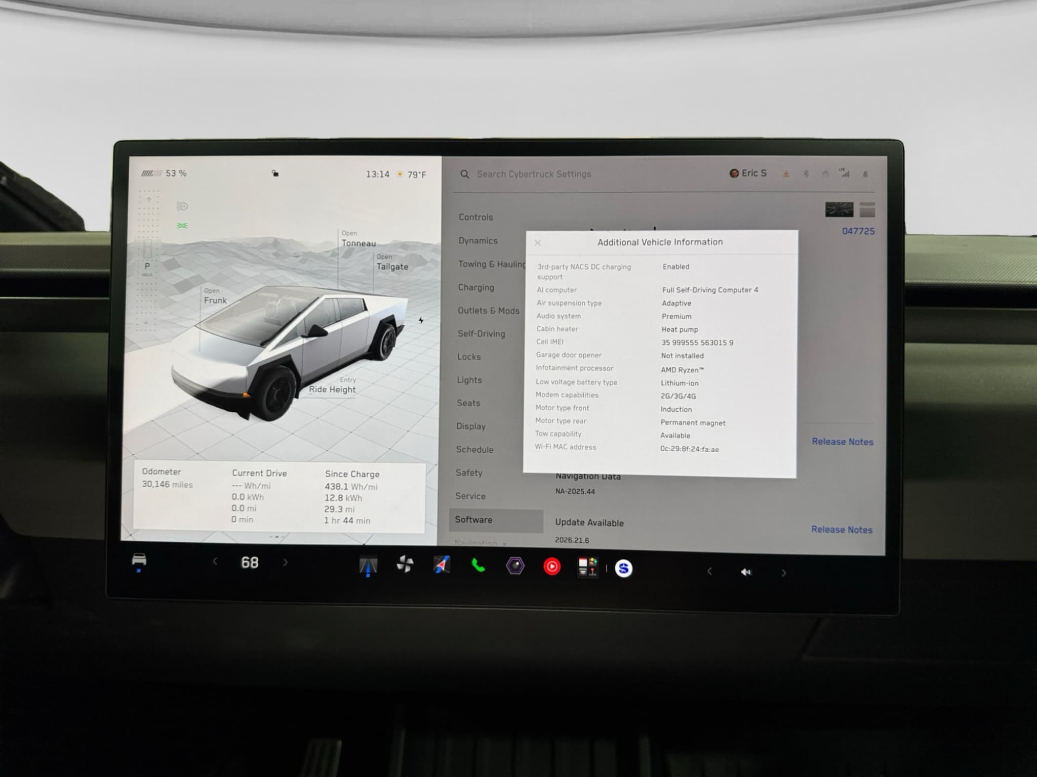 2024 Tesla Cybertruck view 12
