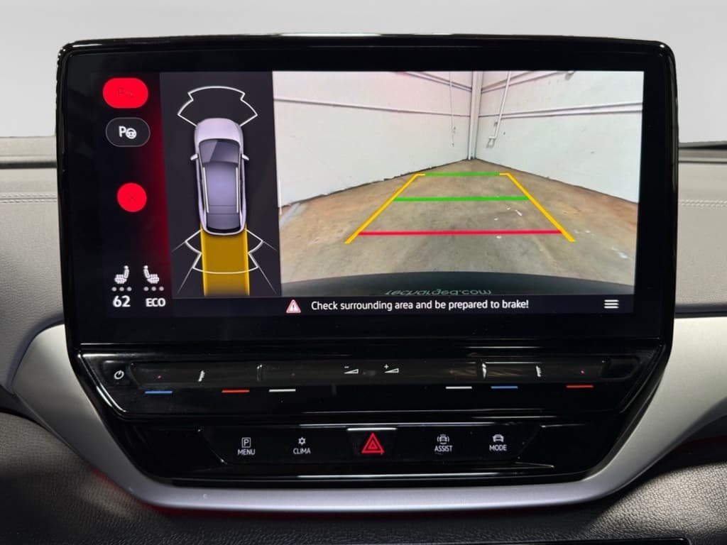 2023 Volkswagen ID.4 view 16