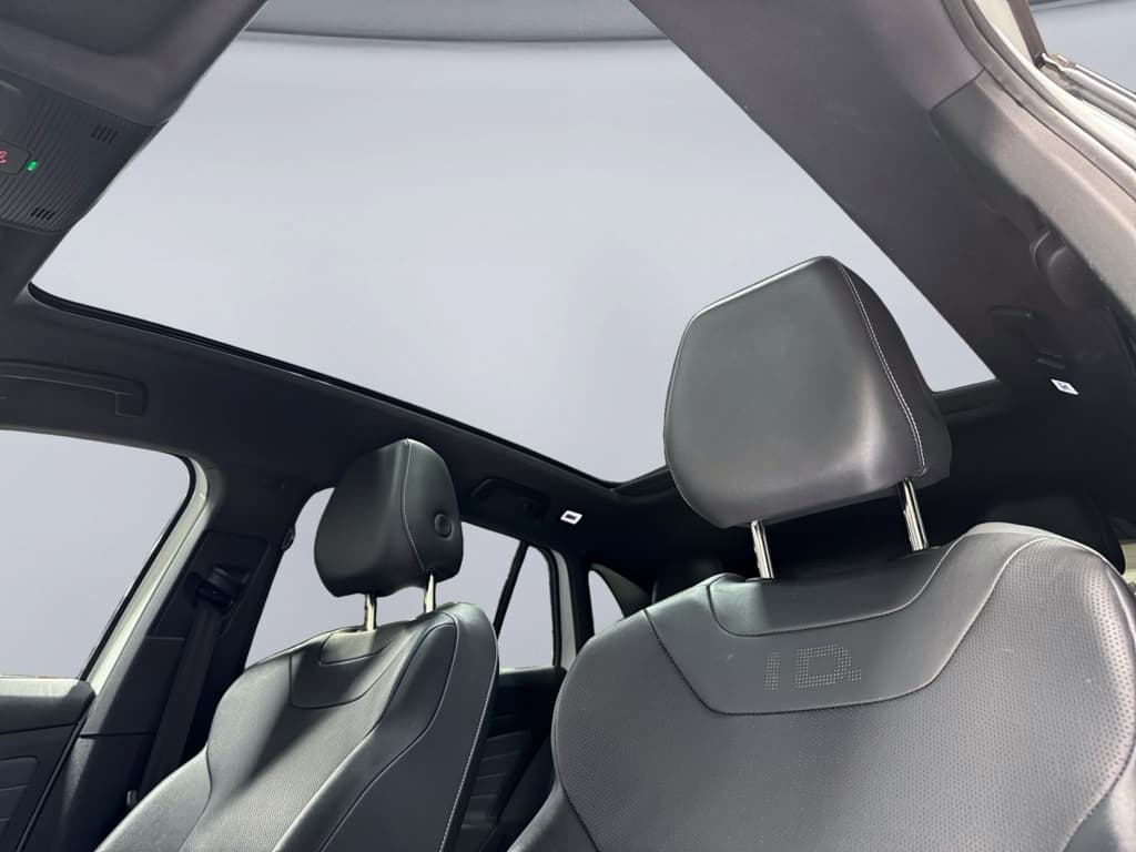 2023 Volkswagen ID.4 view 26