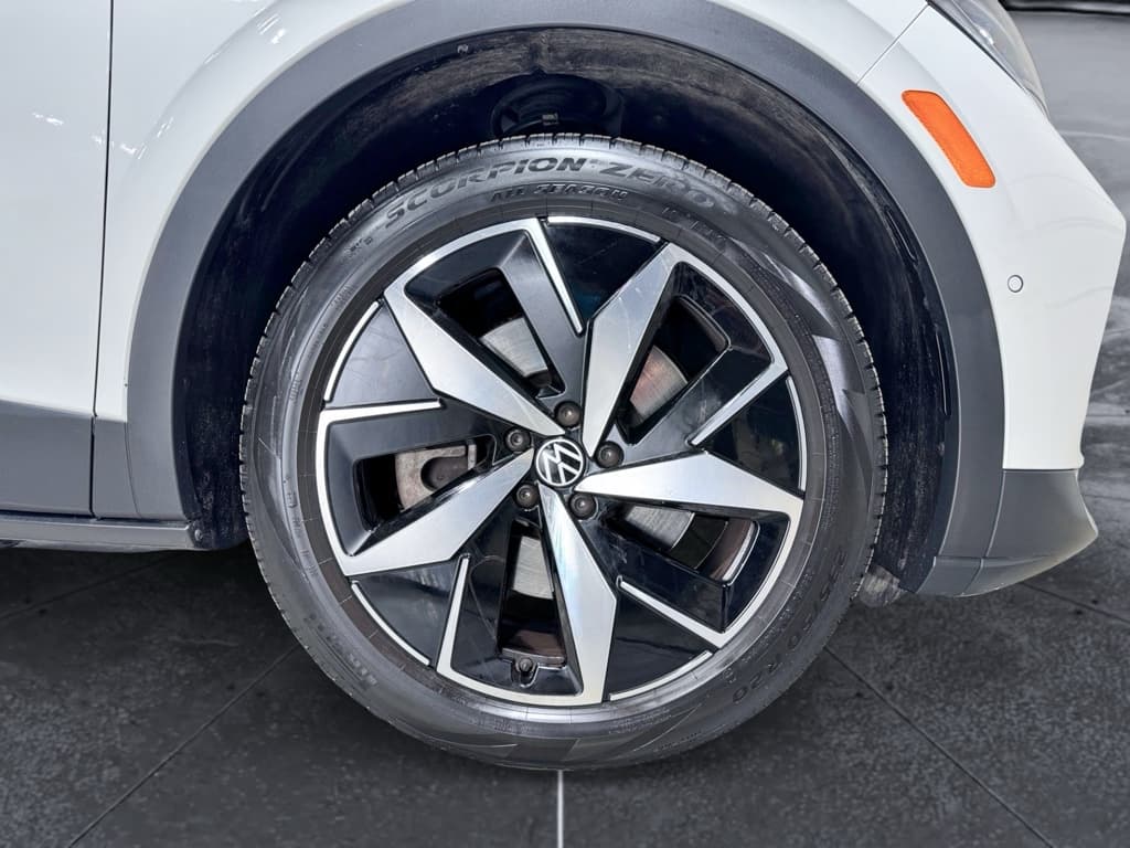 2023 Volkswagen ID.4 view 35