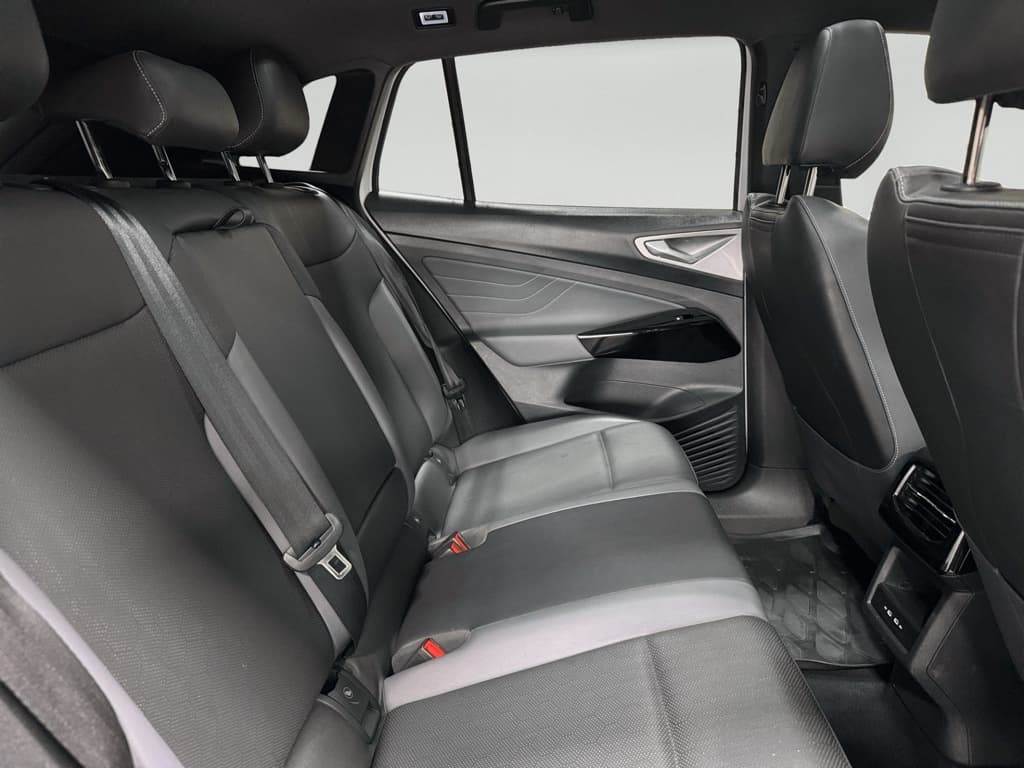 2023 Volkswagen ID.4 view 24
