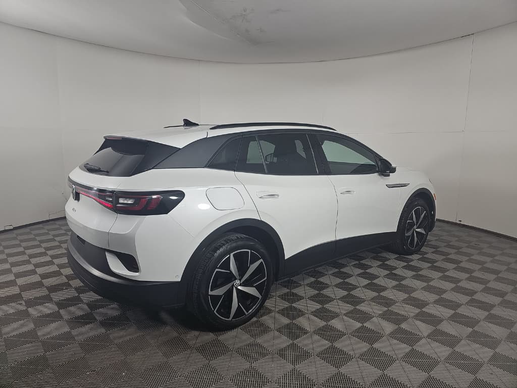 2023 Volkswagen ID.4 view 3