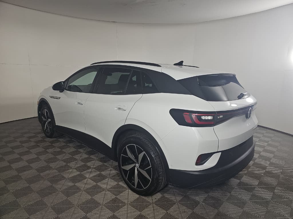 2023 Volkswagen ID.4 view 4