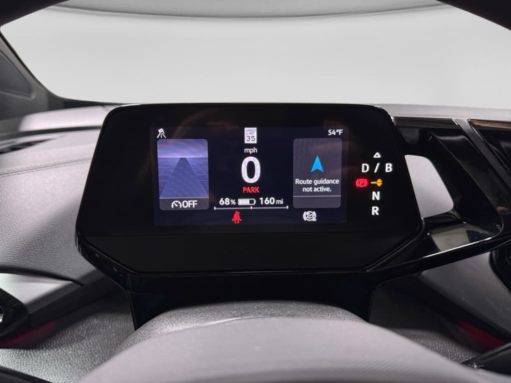 2023 Volkswagen ID.4 view 10