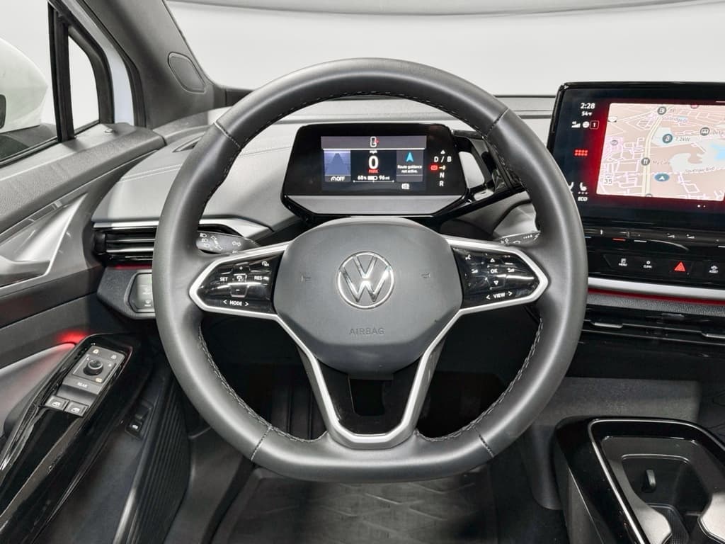 2023 Volkswagen ID.4 view 9