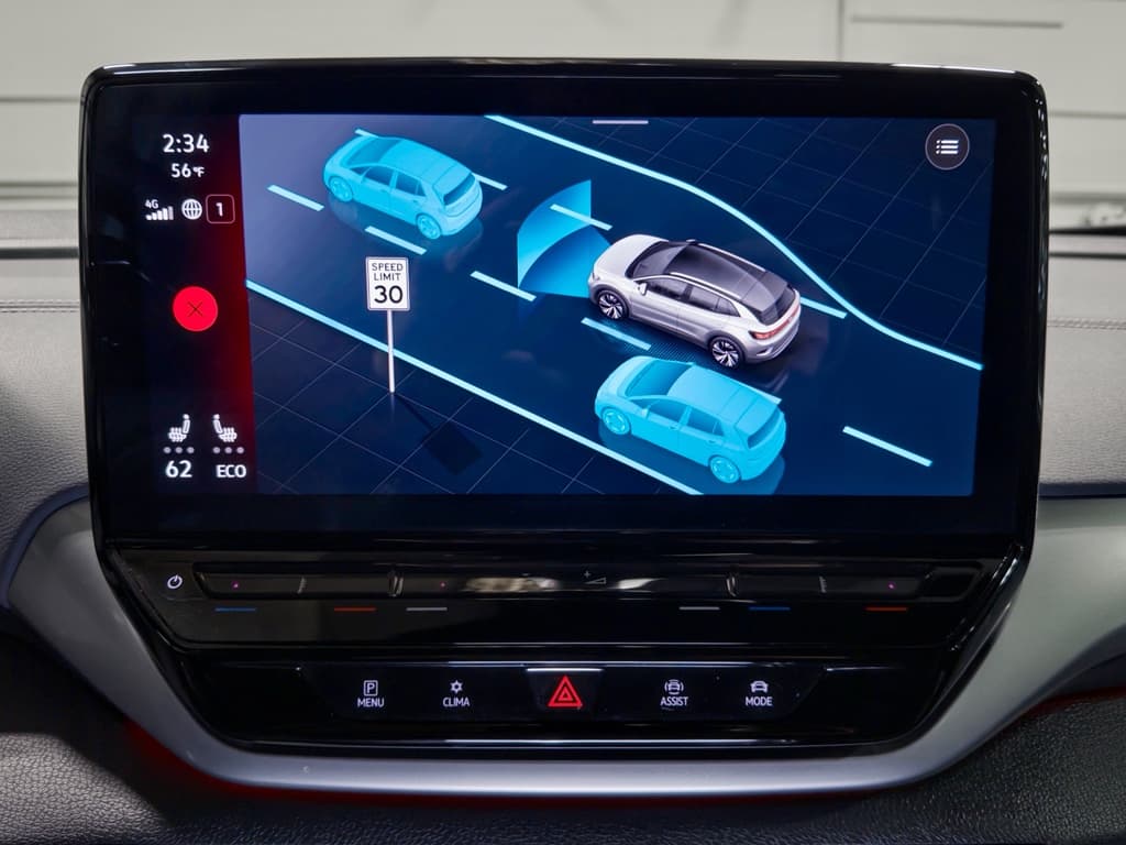 2023 Volkswagen ID.4 view 15