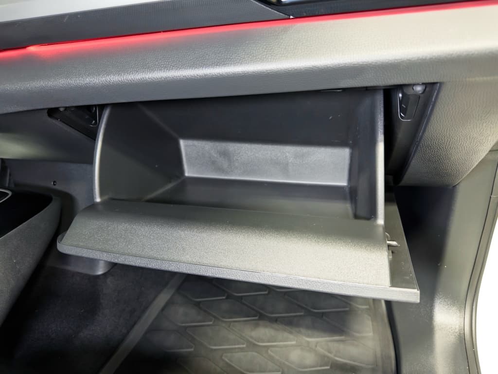 2023 Volkswagen ID.4 view 22