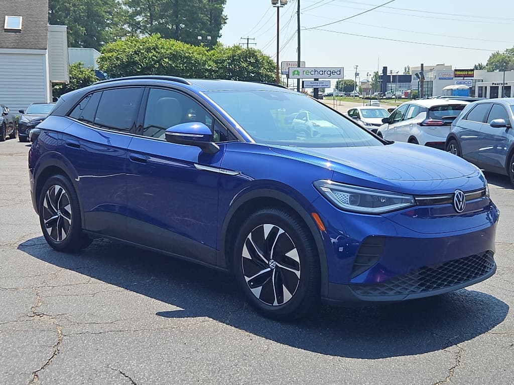 2021 Volkswagen ID.4 view 4