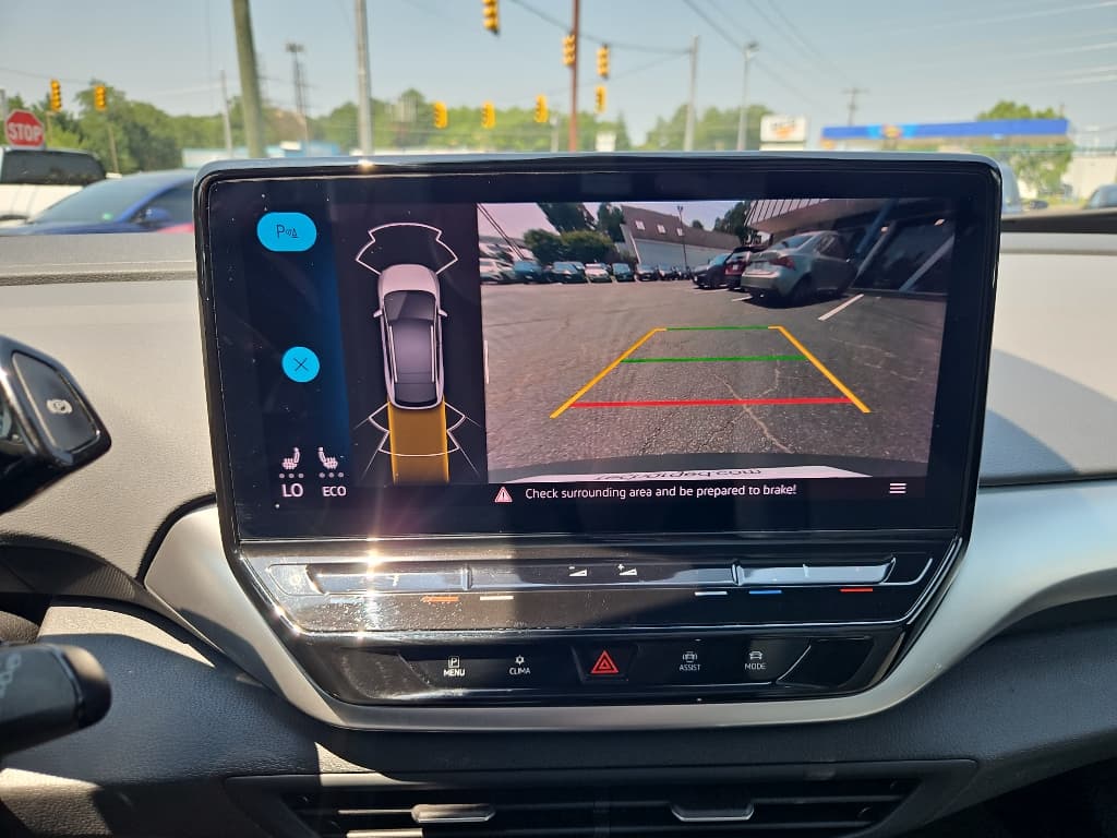 2021 Volkswagen ID.4 view 15