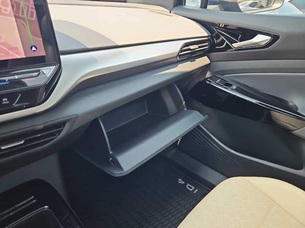 2021 Volkswagen ID.4 view 19