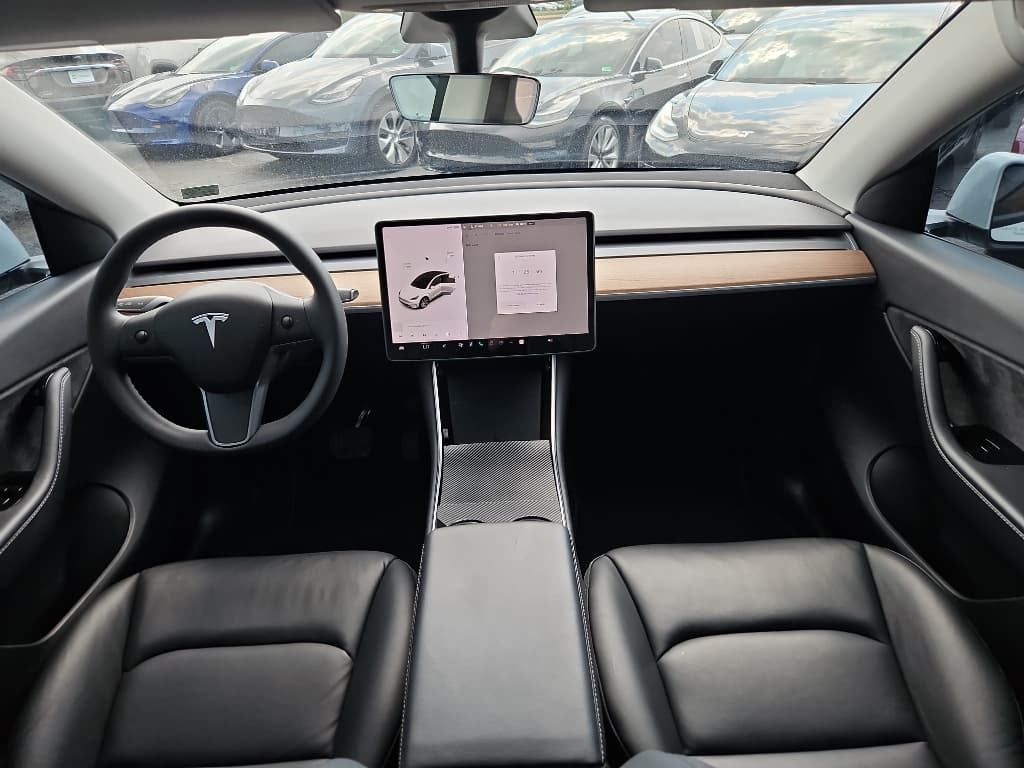 2020 Tesla Model Y view 13