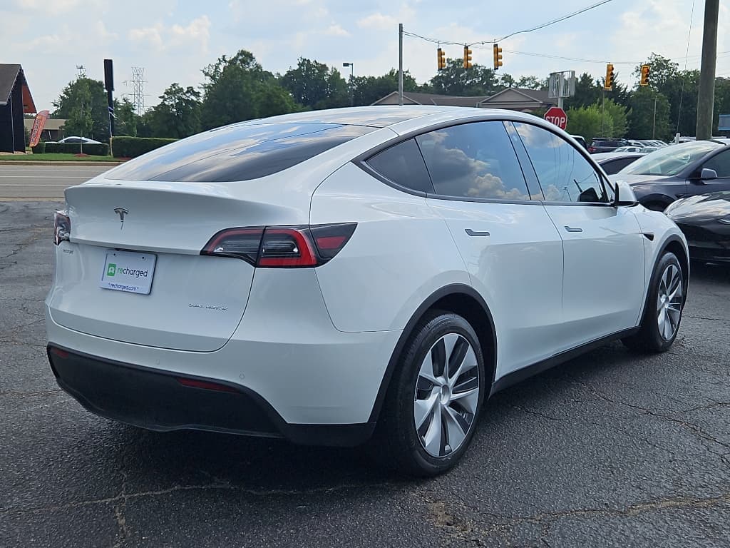 2020 Tesla Model Y view 3