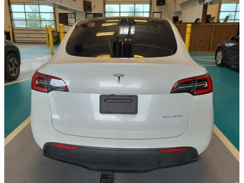 2020 Tesla Model Y view 3