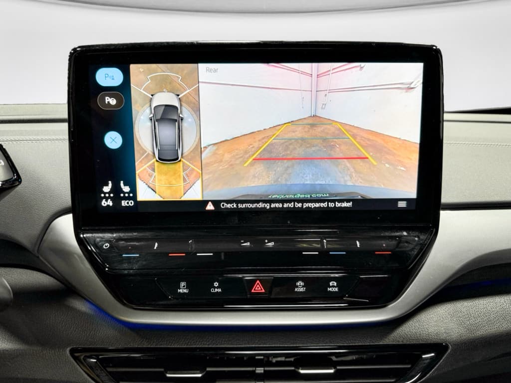 2023 Volkswagen ID.4 view 16