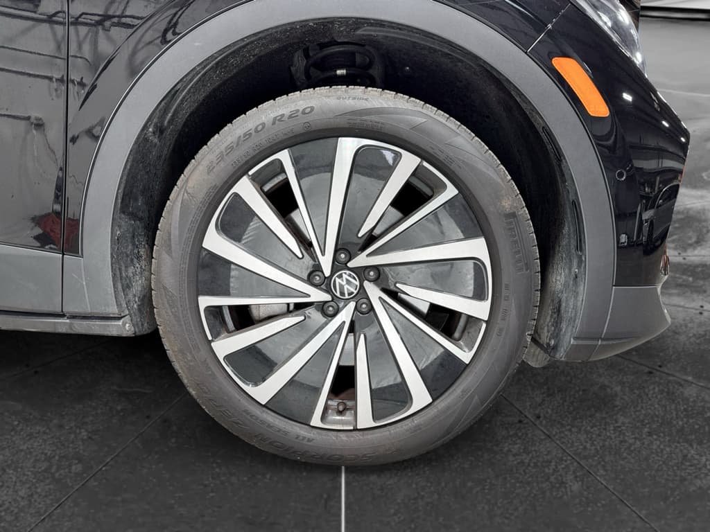 2023 Volkswagen ID.4 view 34