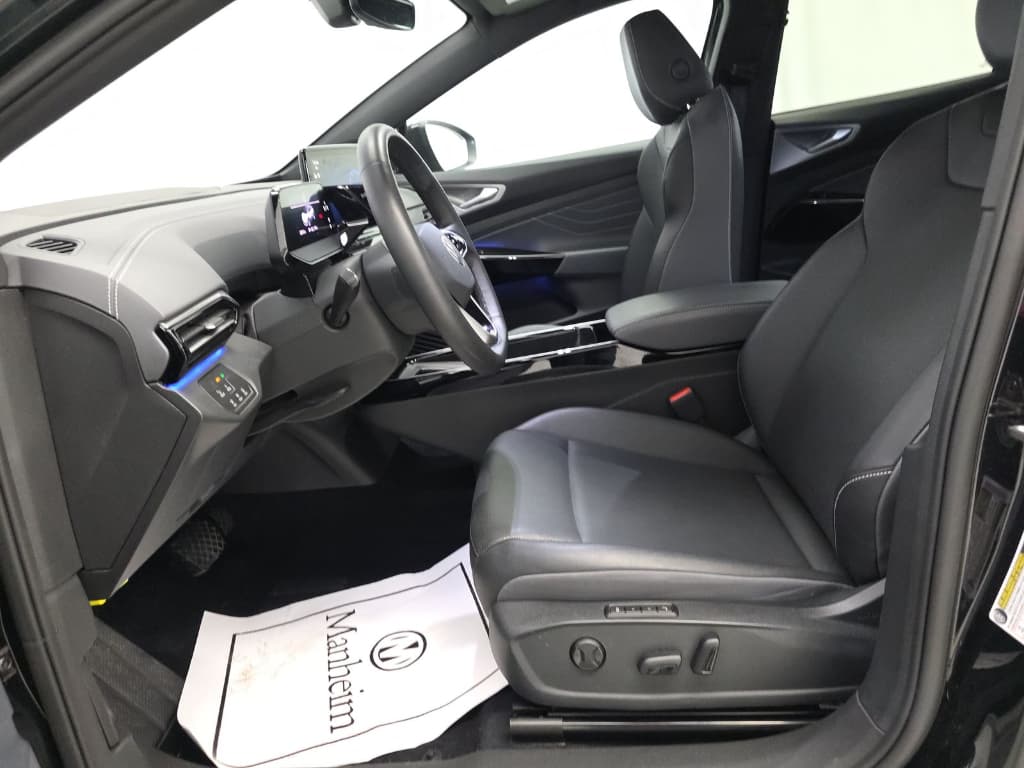 2023 Volkswagen ID.4 view 5