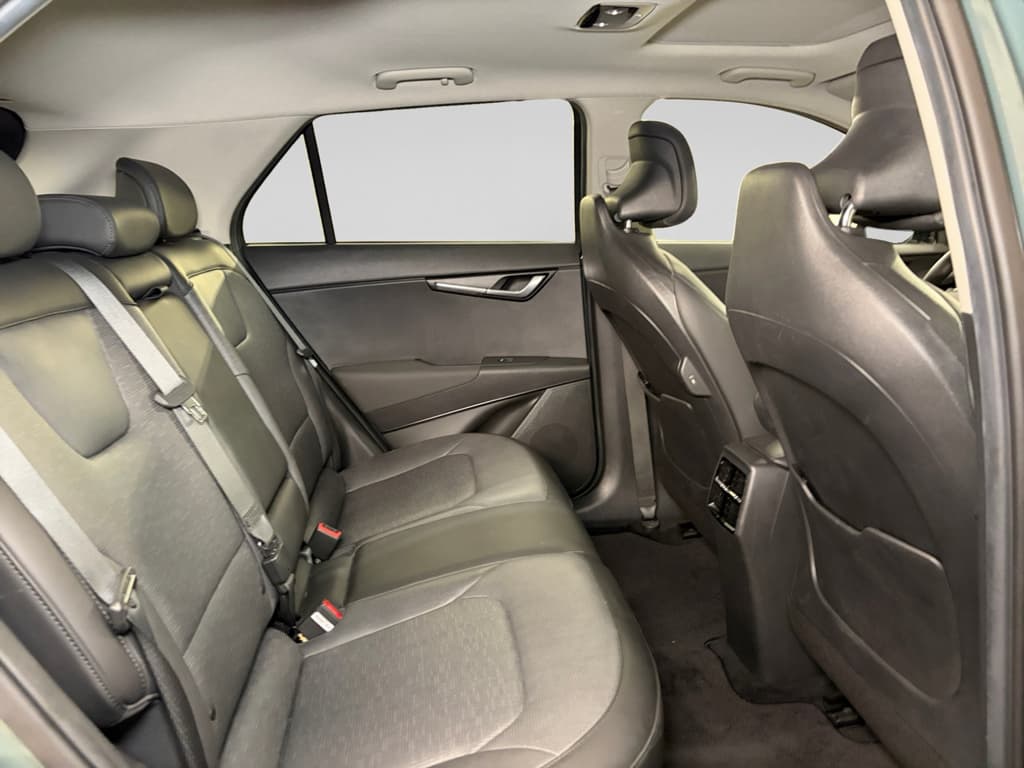2023 Kia Niro EV view 21