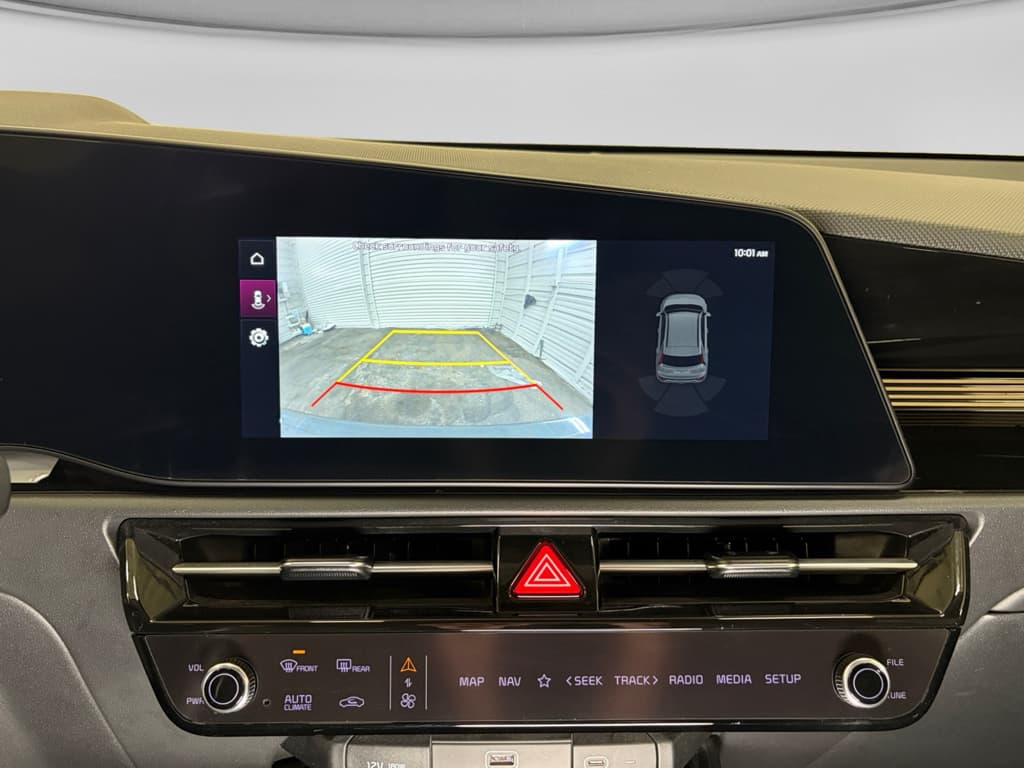 2023 Kia Niro EV view 13