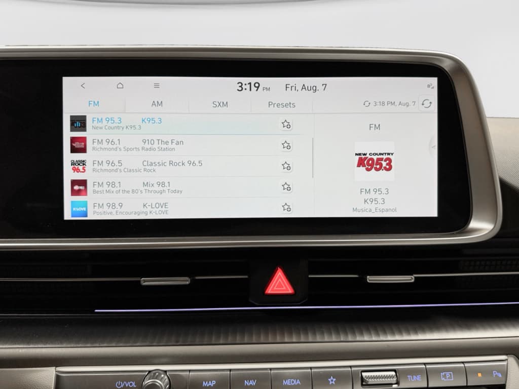 2023 Hyundai IONIQ 6 view 11