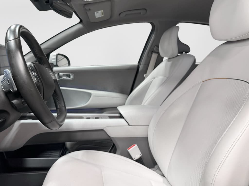 2023 Hyundai IONIQ 6 view 16