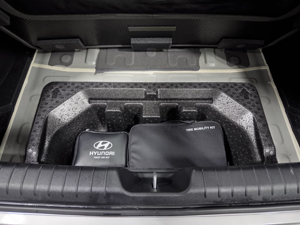 2023 Hyundai IONIQ 6 view 28