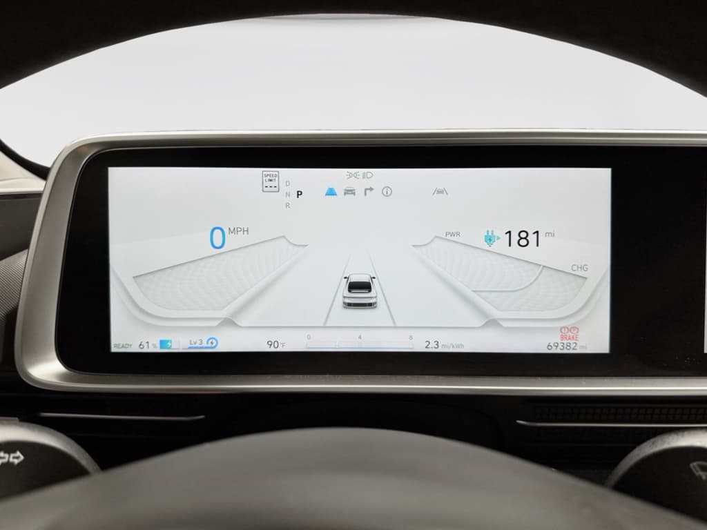 2023 Hyundai IONIQ 6 view 8