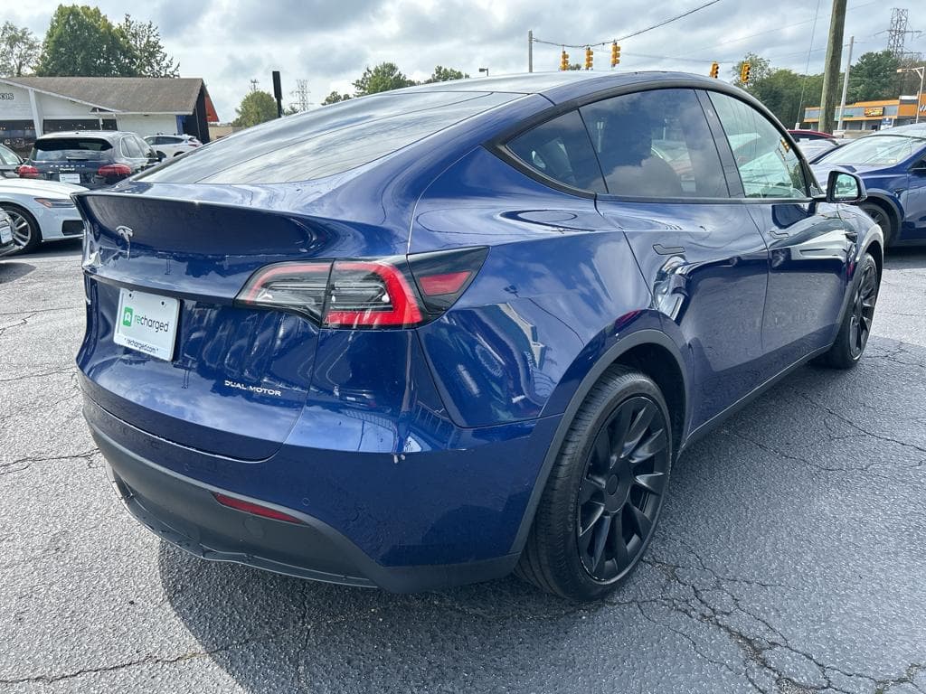 2020 Tesla Model Y view 3