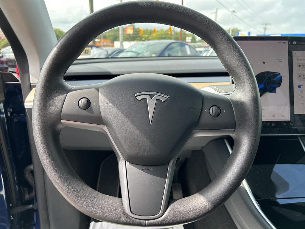 2020 Tesla Model Y view 7