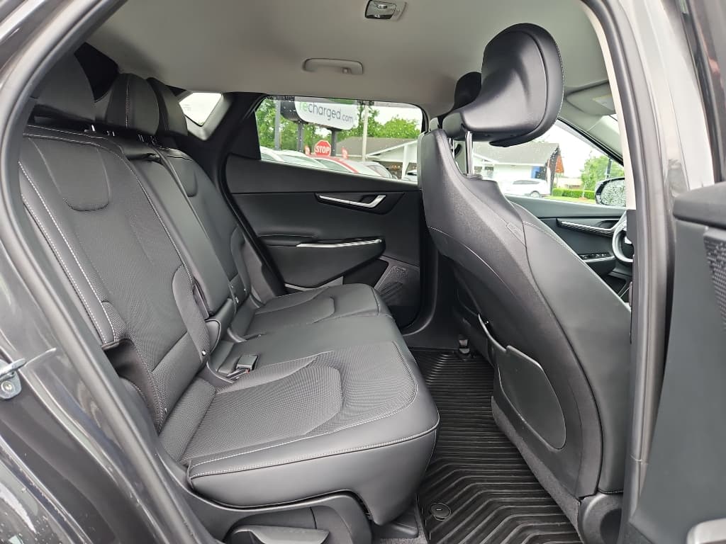 2022 Kia EV6 view 16