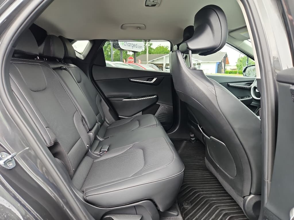 2022 Kia EV6 view 15