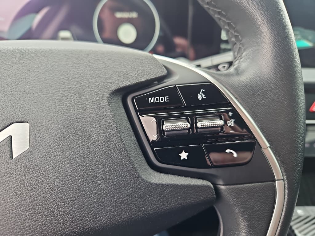 2022 Kia EV6 view 18