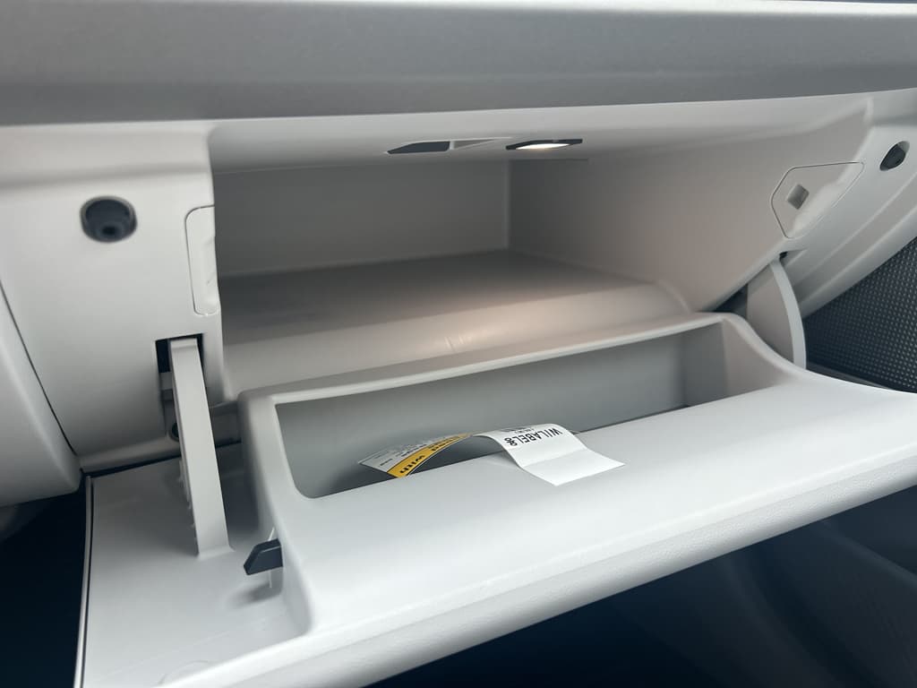 2023 Hyundai IONIQ 6 view 17